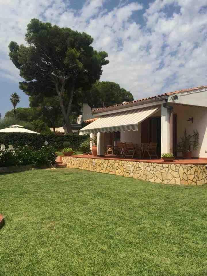 Le Tre Palme Villa Fontane Bianche Dış mekan fotoğraf