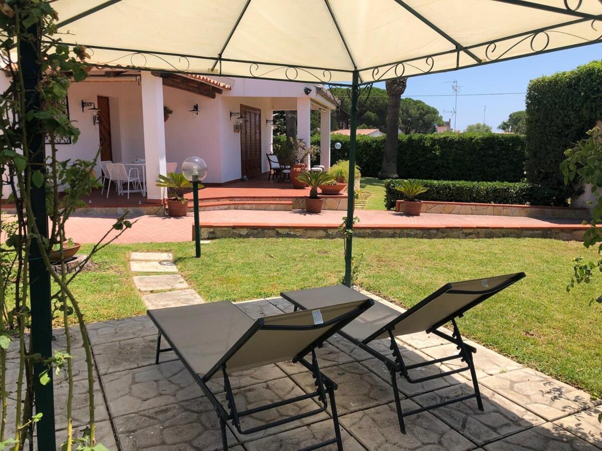Le Tre Palme Villa Fontane Bianche Dış mekan fotoğraf