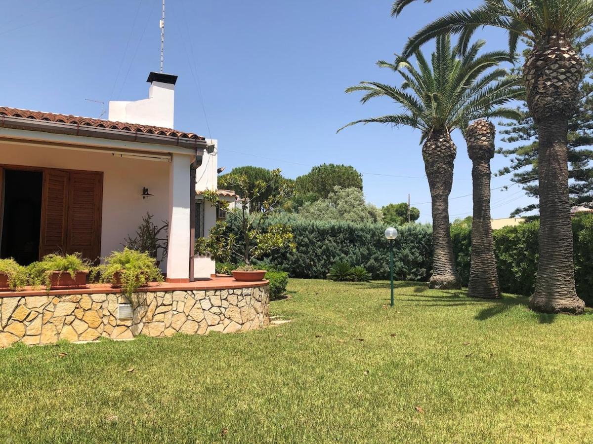 Le Tre Palme Villa Fontane Bianche Dış mekan fotoğraf
