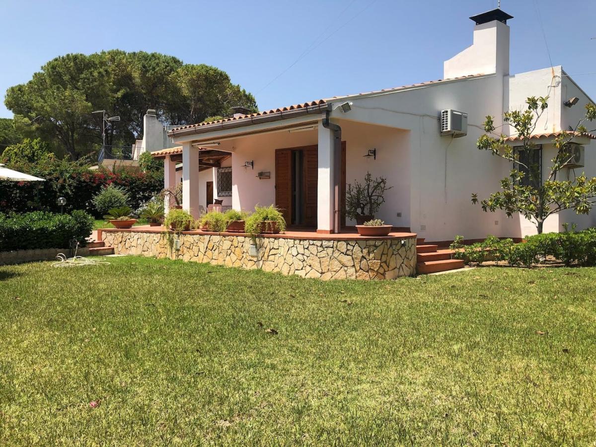 Le Tre Palme Villa Fontane Bianche Dış mekan fotoğraf