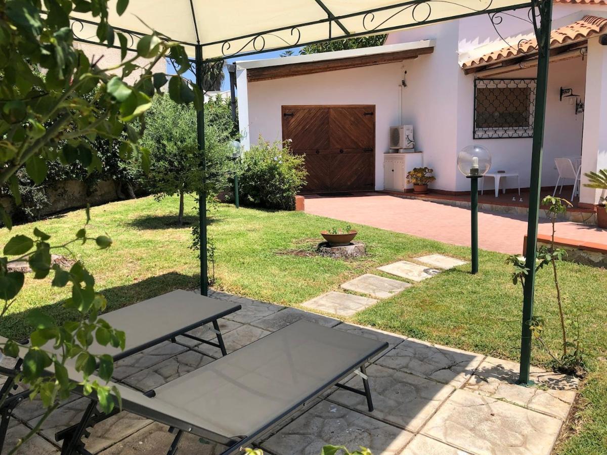 Le Tre Palme Villa Fontane Bianche Dış mekan fotoğraf